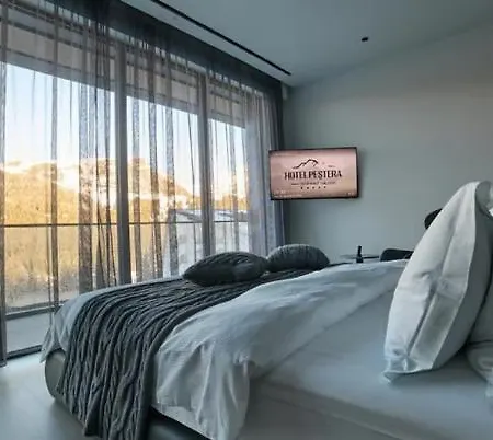 Hotel Pestera Wellness & Spa Moroeni Room photo