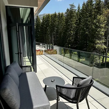 Hotel Pestera Wellness & Spa Moroeni Exterior photo