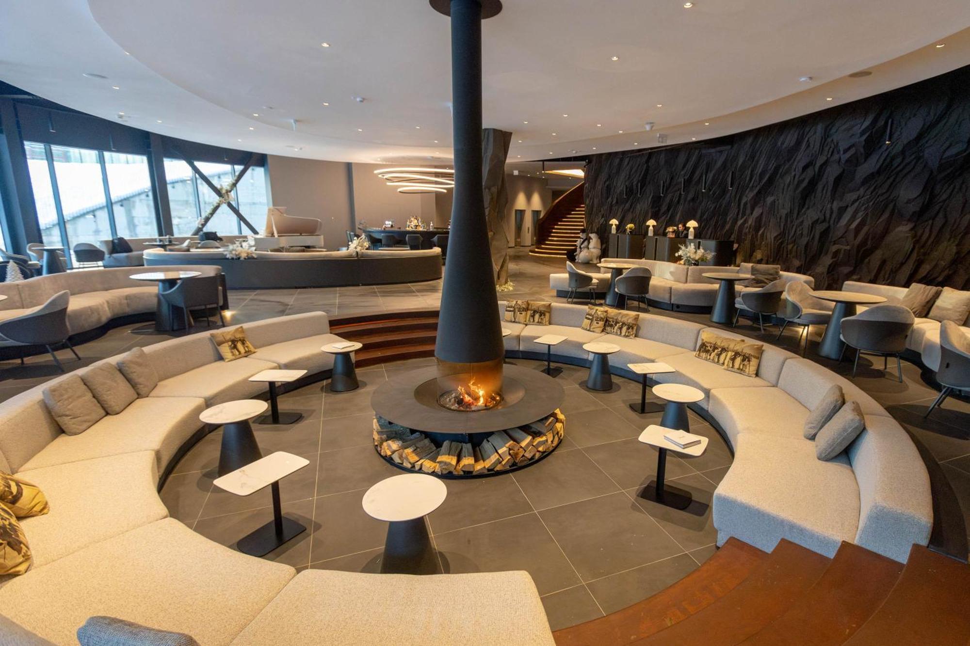 Hotel Pestera Wellness & Spa 5* Moroeni